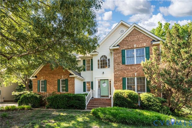 5343 Nairn Ln, Chester, VA 23831