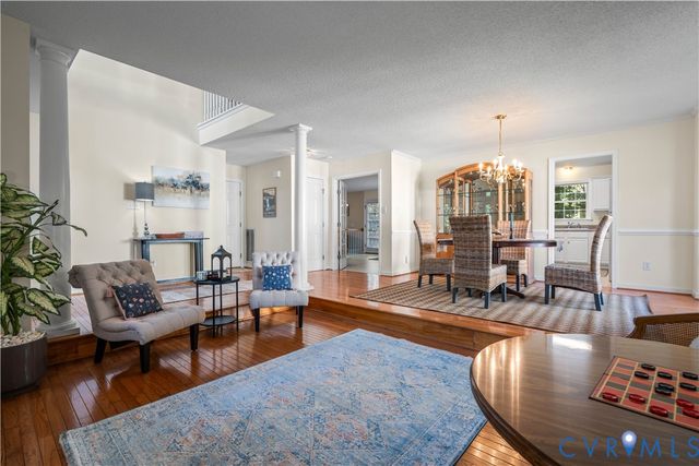 5343 Nairn Ln, Chester, VA 23831