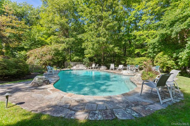 29 Bender Way, Pound Ridge, NY 10576