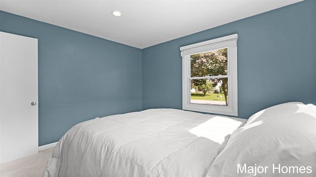 8231 E Chester Avenue, Byron Center, MI 49315