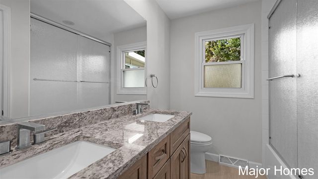 8231 E Chester Avenue, Byron Center, MI 49315