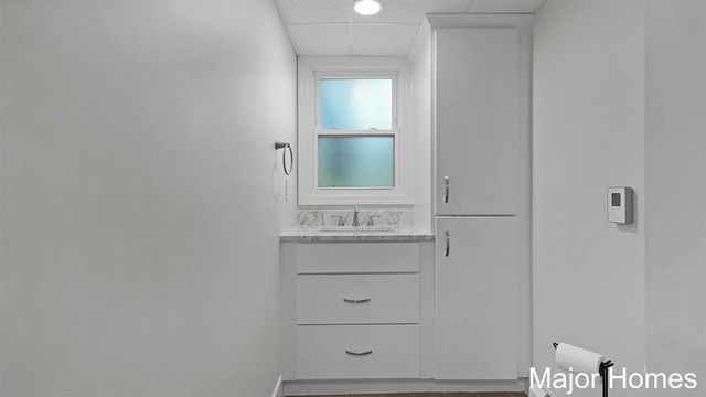 8231 E Chester Avenue, Byron Center, MI 49315