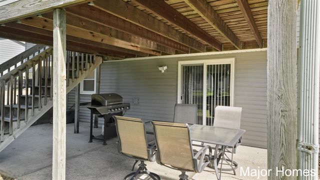 8231 E Chester Avenue, Byron Center, MI 49315