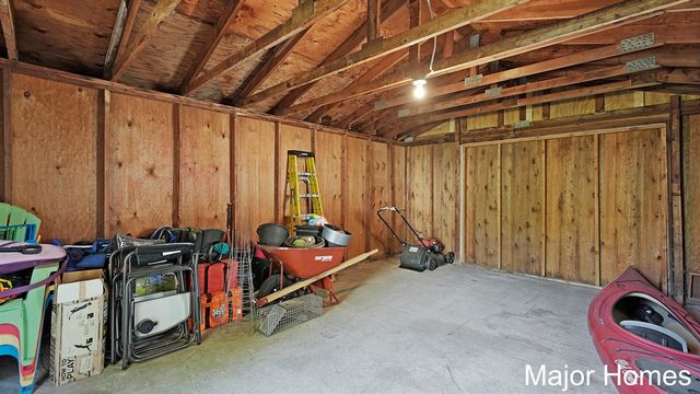 8231 E Chester Avenue, Byron Center, MI 49315