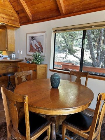 15009 CHESTNUT Court, Pine Mountain Club, CA 93222