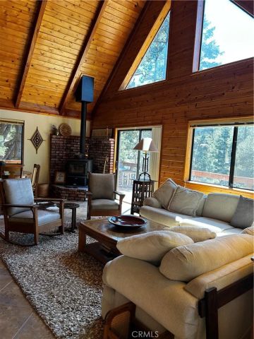 15009 CHESTNUT Court, Pine Mountain Club, CA 93222