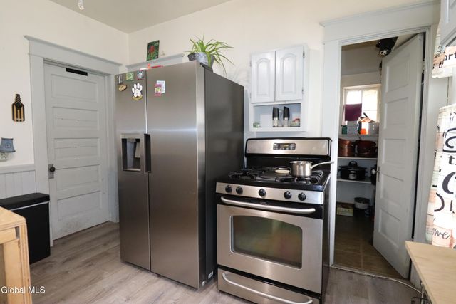 1764 Avenue B, Schenectady, NY 12308