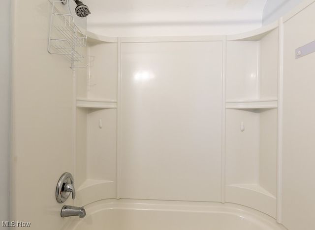 1612 Oakwood Avenue, Akron, OH 44301