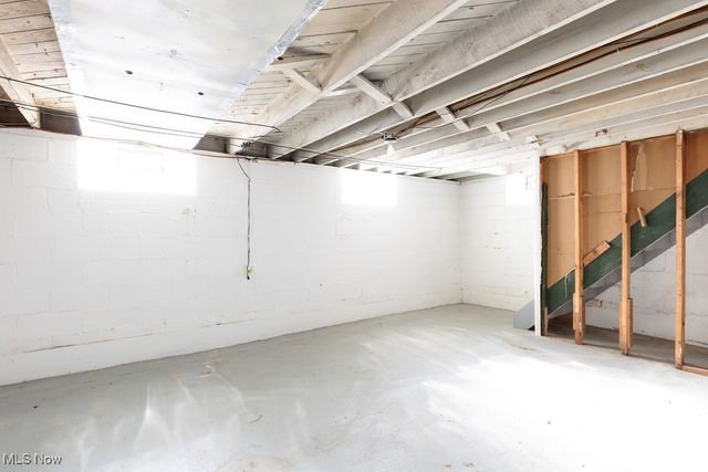 1612 Oakwood Avenue, Akron, OH 44301