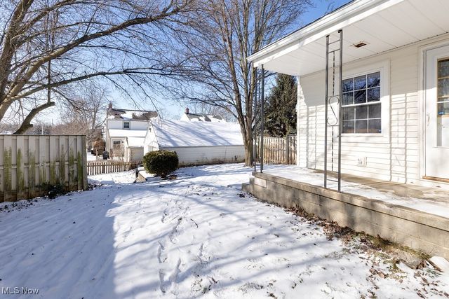 1612 Oakwood Avenue, Akron, OH 44301