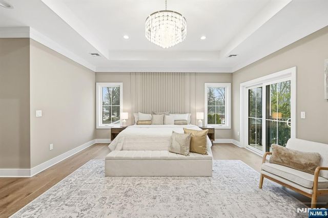 15 Highland Drive, Livingston, NJ 07039
