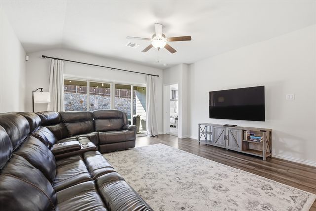 5628 Castle Peak Bend, Fort Worth, TX 76126