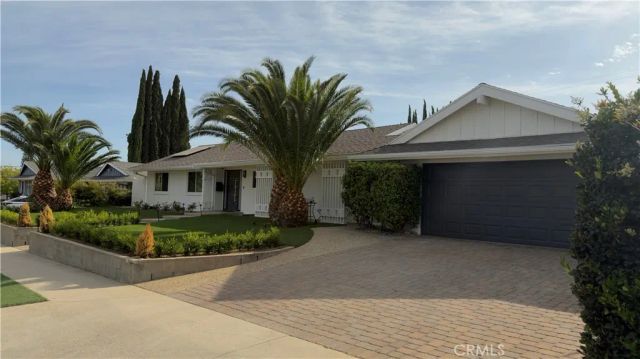 10111 Oso Avenue, Chatsworth, CA 91311