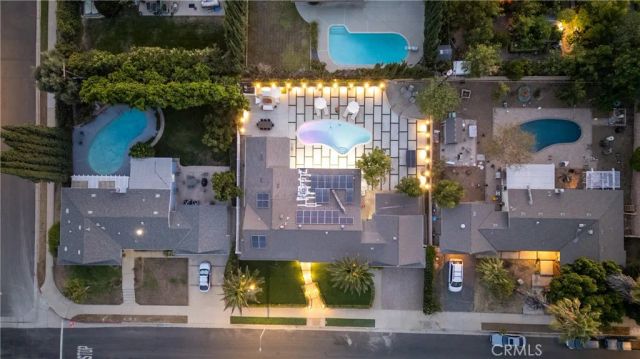 10111 Oso Avenue, Chatsworth, CA 91311