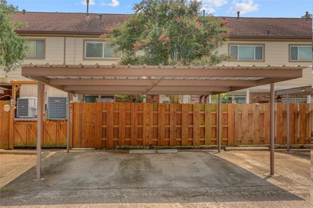 2253 Triway Lane 0234, Houston, TX 77043