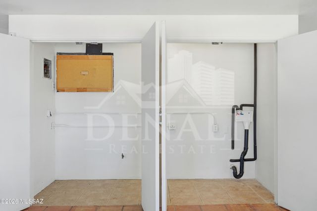 3801 N 4th Avenue, Tucson, AZ 85705