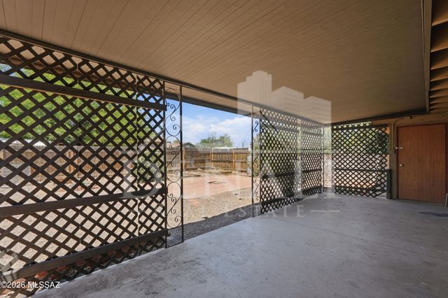 3801 N 4th Avenue, Tucson, AZ 85705