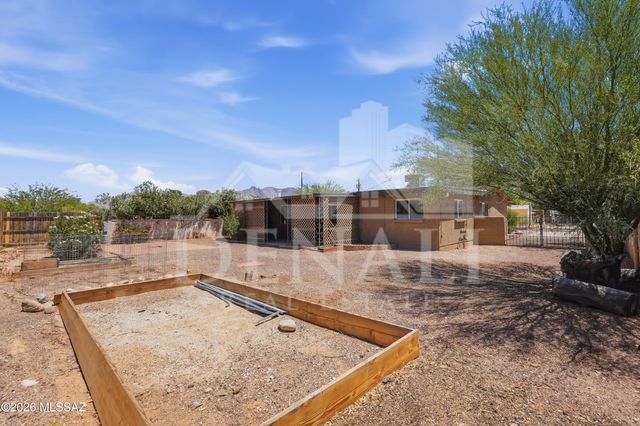3801 N 4th Avenue, Tucson, AZ 85705