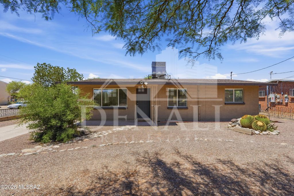 3801 N 4th Avenue, Tucson, AZ 85705