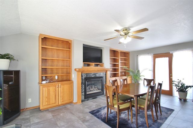 800 Walnut Street, Waukee, IA 50263