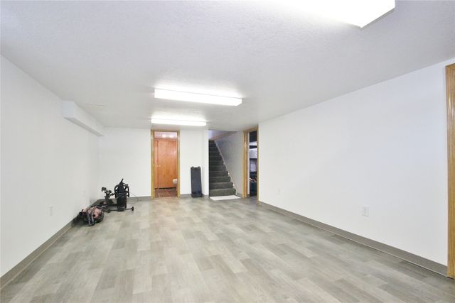 800 Walnut Street, Waukee, IA 50263