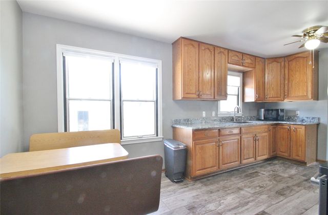 800 Walnut Street, Waukee, IA 50263