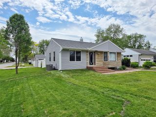 800 Walnut Street, Waukee, IA 50263