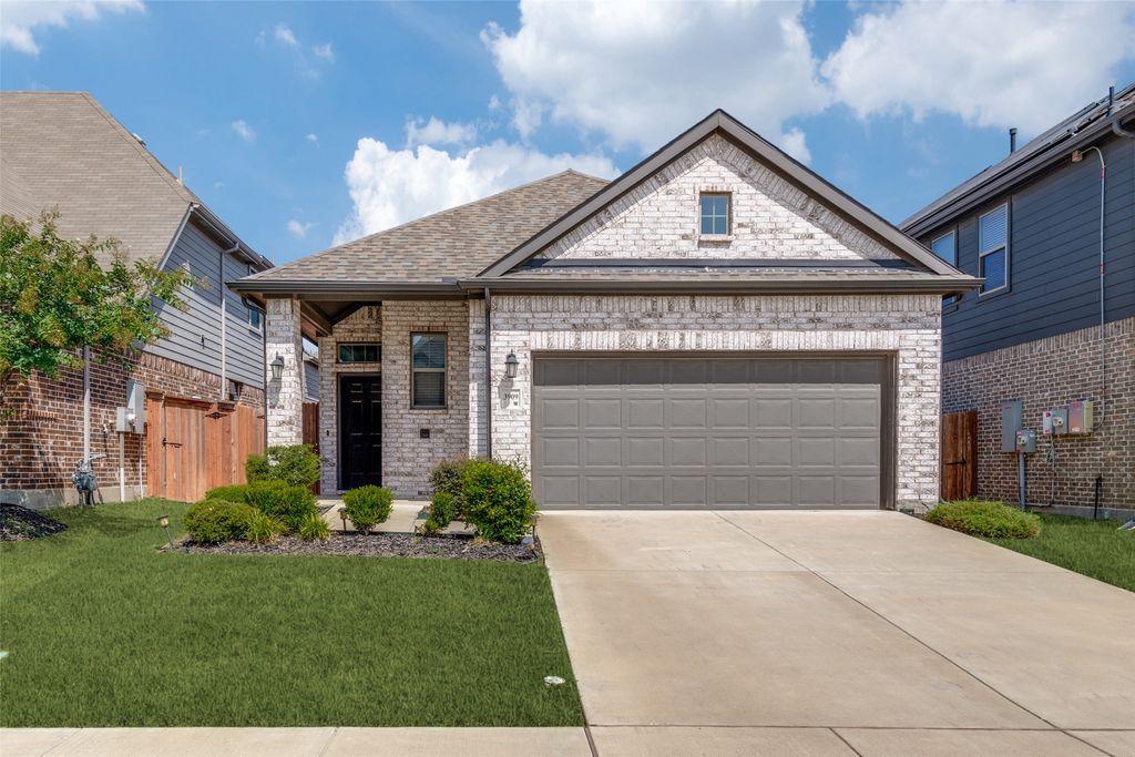 3909 Chesapeake Lane, Forney, TX 75126