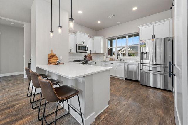 814 RED APPLE ROAD, Grand Junction, CO 81505