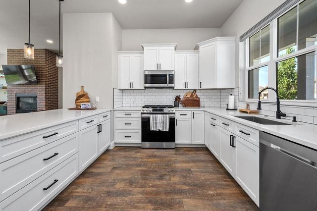 814 RED APPLE ROAD, Grand Junction, CO 81505