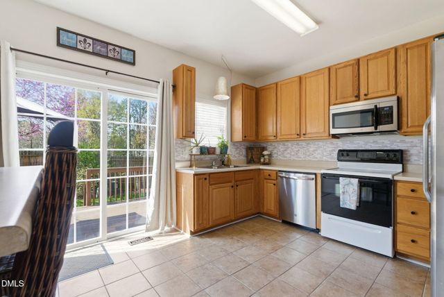 241 Grand Pointe Drive 404, Garner, NC 27529