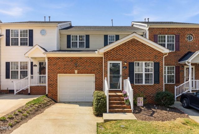 241 Grand Pointe Drive 404, Garner, NC 27529