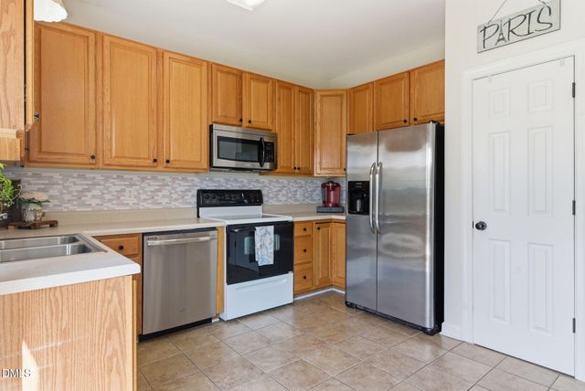 241 Grand Pointe Drive 404, Garner, NC 27529