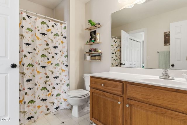 241 Grand Pointe Drive 404, Garner, NC 27529