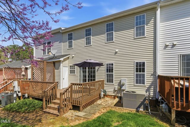 241 Grand Pointe Drive 404, Garner, NC 27529