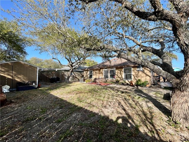 103 Sandollar Circle, Fulton, TX 78358