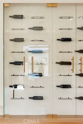 5525 Carpenter Avenue, Valley Village, CA 91607