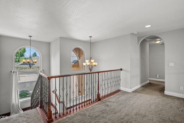 1981 Bluegrass Drive, Central Point, OR 97502