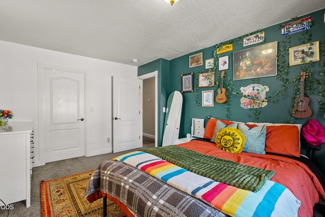 1981 Bluegrass Drive, Central Point, OR 97502