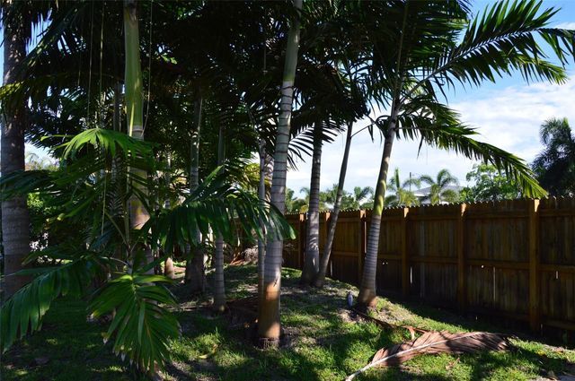 819 NE 14th Court B, Fort Lauderdale, FL 33304