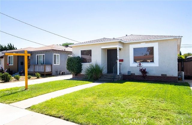 4750 W 133rd Street, Hawthorne, CA 90250