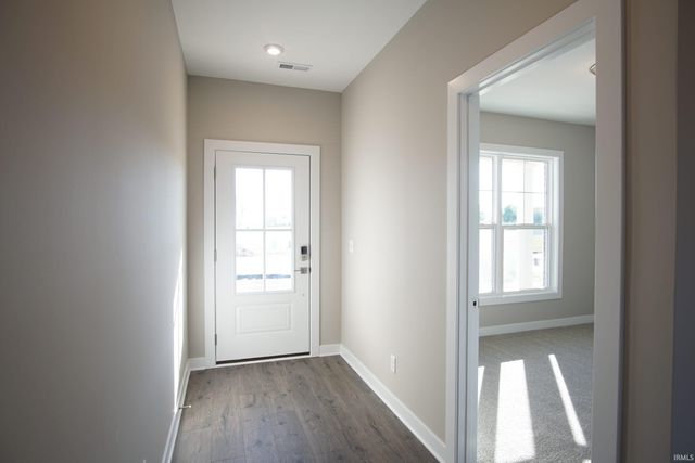 5134 Goldfinch Cove, Evansville, IN 47725