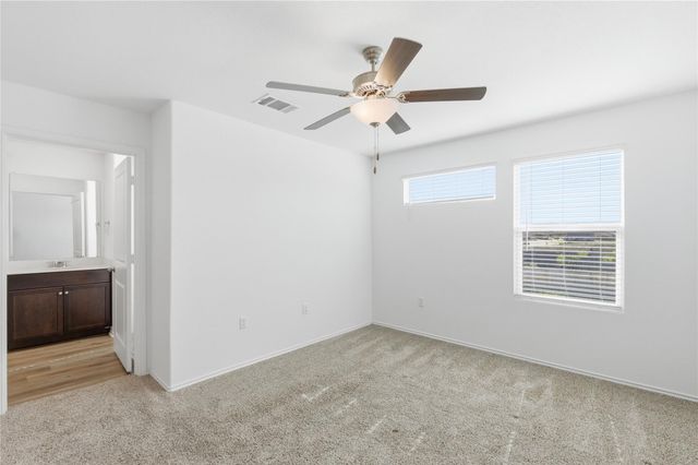7208 Sparkling Light DR B, Del Valle, TX 78617