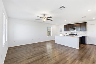 7208 Sparkling Light DR B, Del Valle, TX 78617