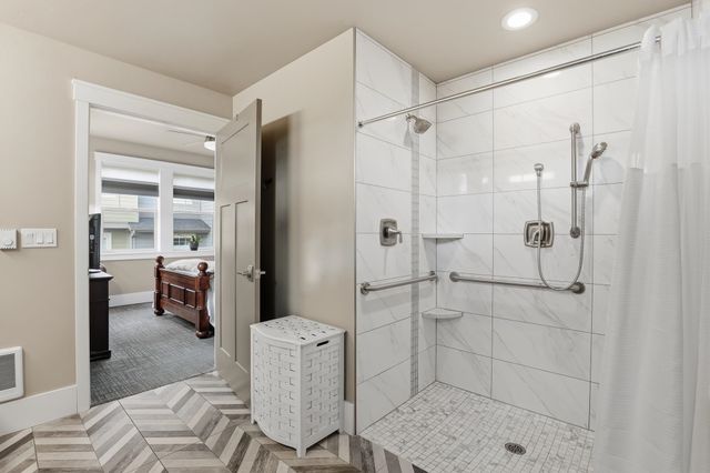 24493 E Pinnacle Ct, Liberty Lake, WA 99019