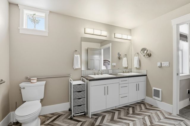 24493 E Pinnacle Ct, Liberty Lake, WA 99019