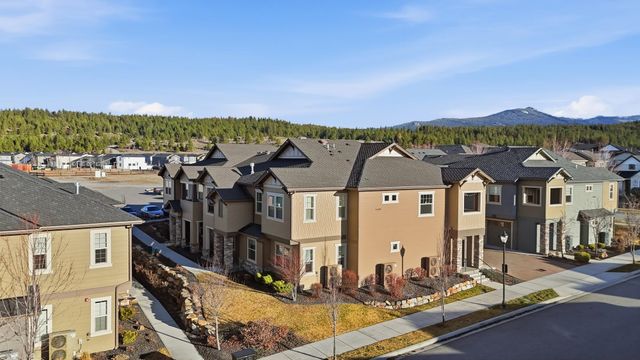 24493 E Pinnacle Ct, Liberty Lake, WA 99019