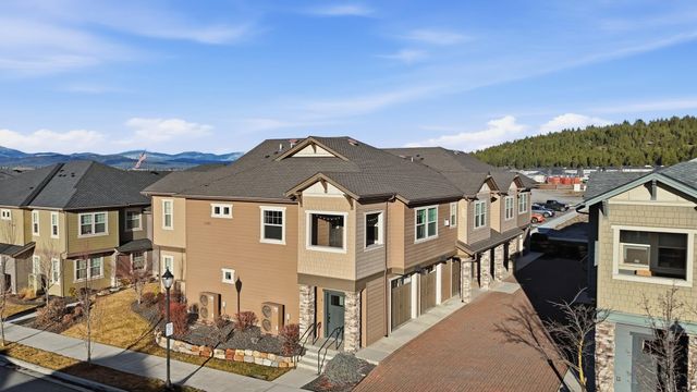 24493 E Pinnacle Ct, Liberty Lake, WA 99019