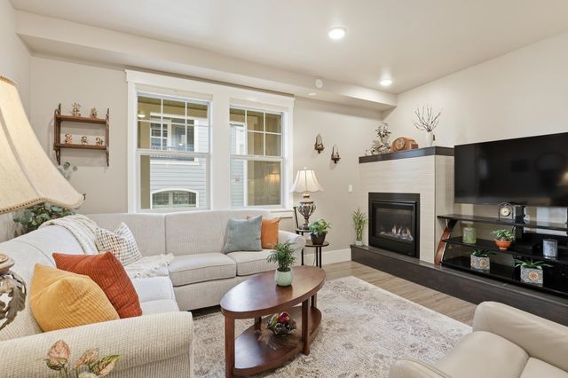 24493 E Pinnacle Ct, Liberty Lake, WA 99019