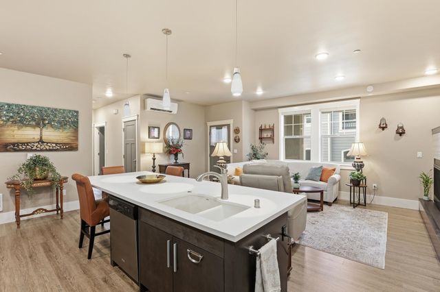 24493 E Pinnacle Ct, Liberty Lake, WA 99019